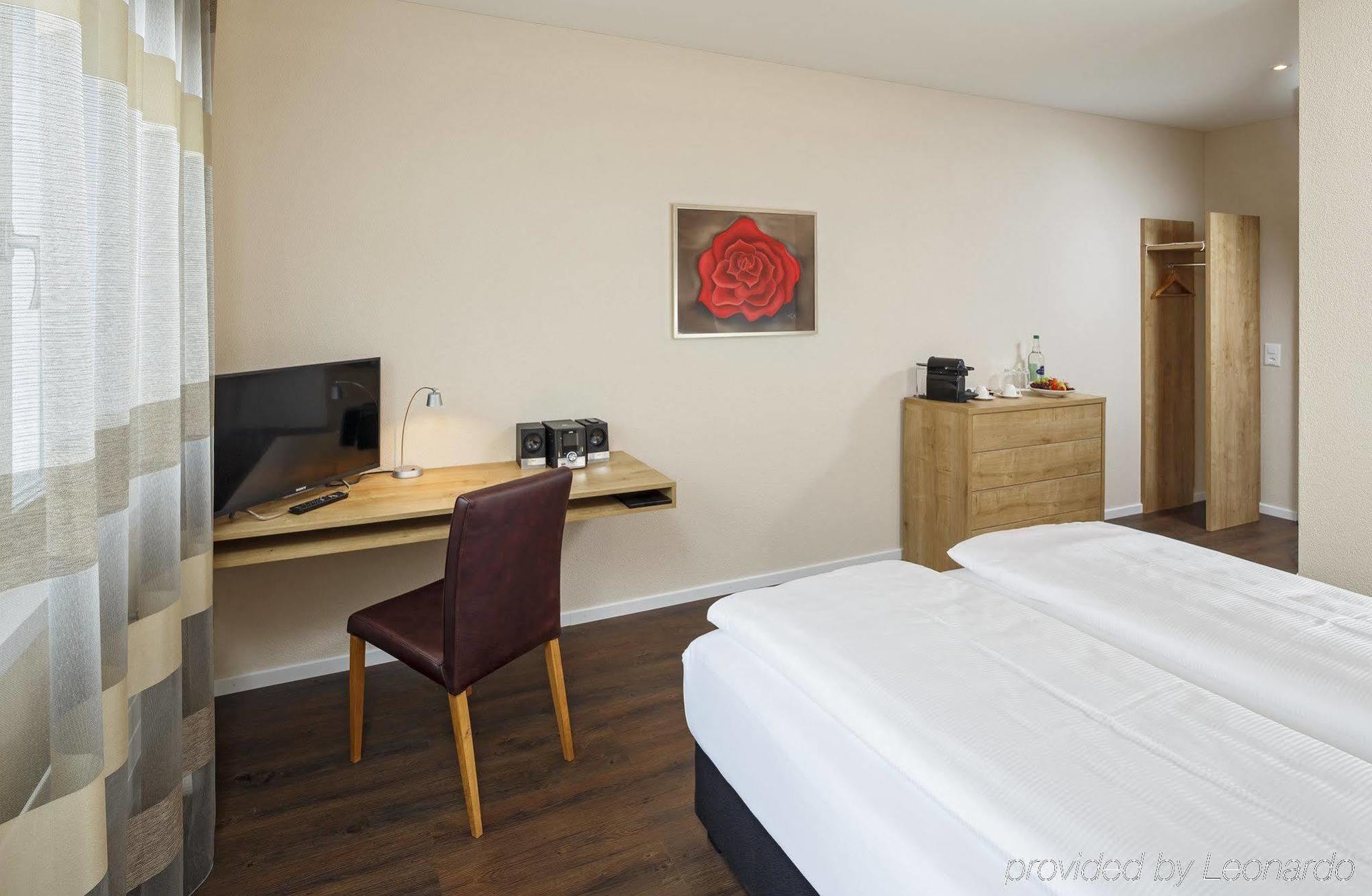 Villmergen Swiss Quality Hotel Exterior foto